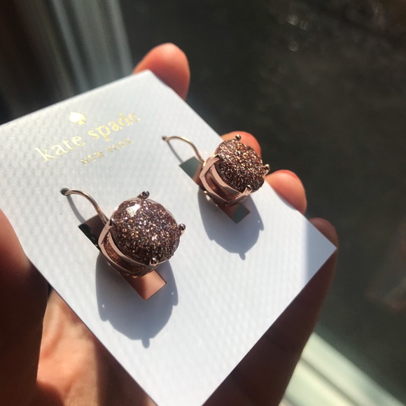 NWT Kate Spade Rose Gold Glitter Round Leverbacks - Picture 8 of 8